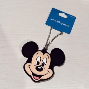 Tokyo Disney Mickey Mouse coin pouch keychain